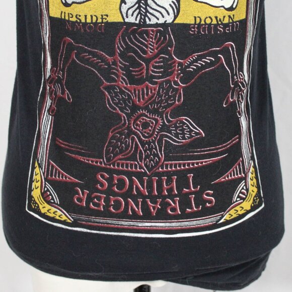 NWT Stranger Things Hellfire Club Demogorgon Tarot Shirt Unisex Small - Picture 7 of 10